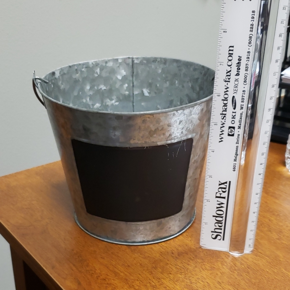 Metal Bucket - Picture 4 of 5